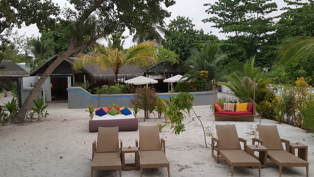 Tropical Village Fehendhoo Exterior photo