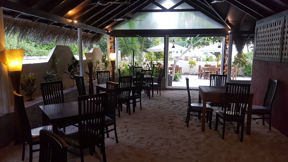 Tropical Village Fehendhoo Exterior photo