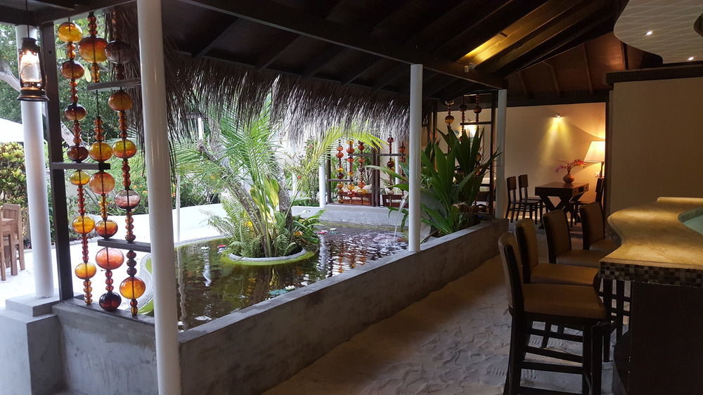 Tropical Village Fehendhoo Exterior photo
