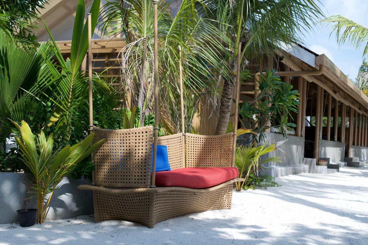 Tropical Village Fehendhoo Exterior photo